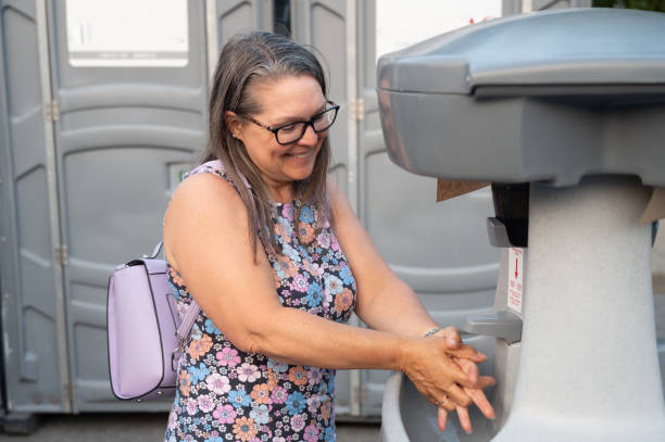 Best Portable toilet rental for construction  in Haiku Pauwela, HI